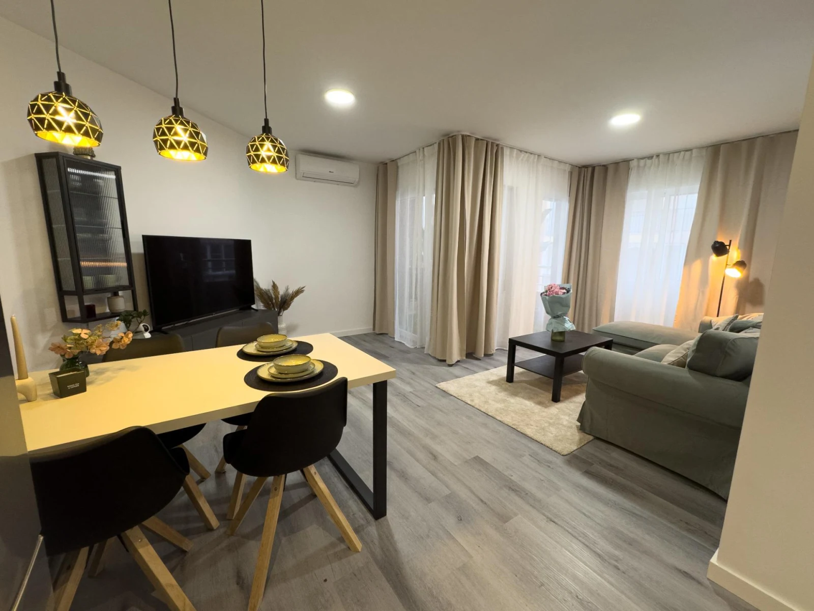 Apartamento en venta – Torrevieja (Centro), ref A02957