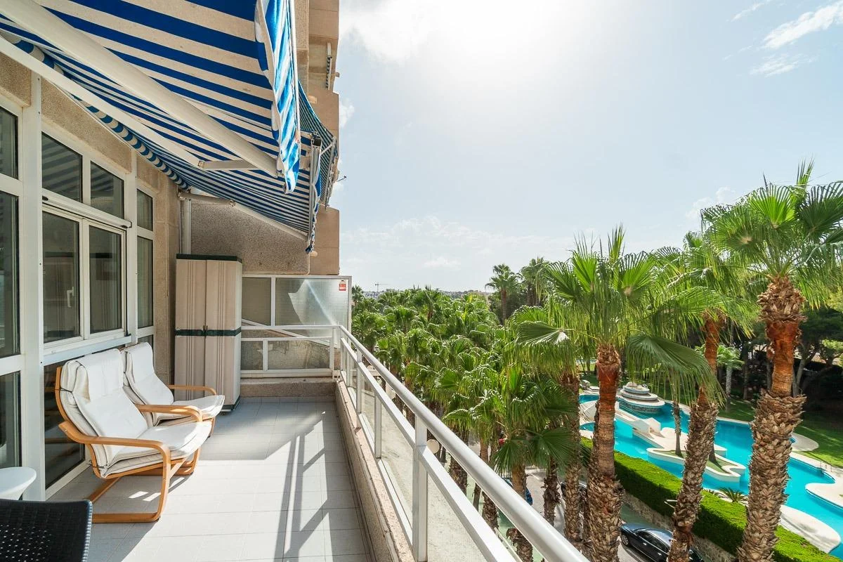 Mieszkanie w Dehesa de Campoamor, Orihuela Costa, 3 sypialnie, basen